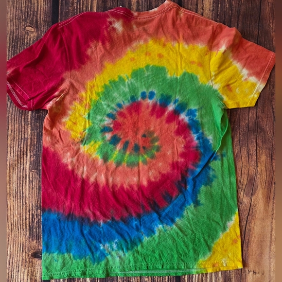 Scooby Doo Men's Size Medium Tie Dye Graphic Tee Short Sleeve Van Colorful NWT - Picture 2 of 6